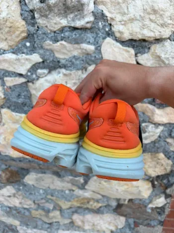 Gebrauchtes Orange Hoka Bondi 8 bike — Bild 2 von 4
