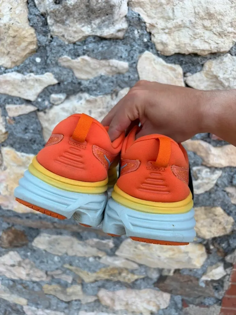 Gebrauchtes Orange Hoka Bondi 8 bike — Bild 2 von 4