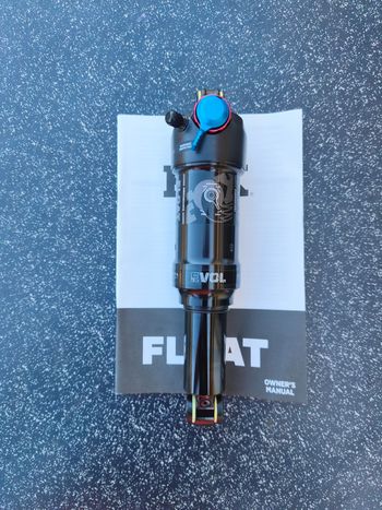 Used Fox Float DPS Performance 210x55 2024 bike — image 3 of 5