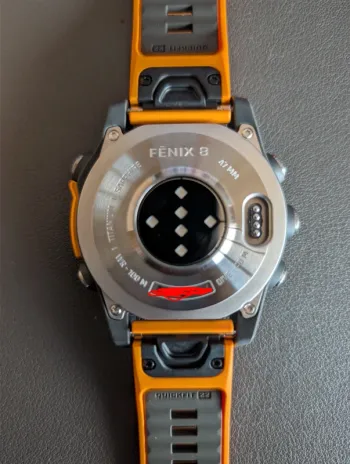 Used Garmin Fenix 8 Amoled Sapphire 47mm bike — image 3 of 8