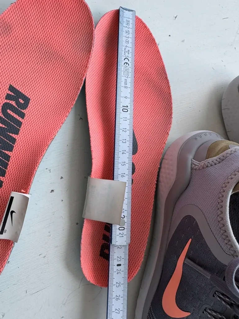 Used Nike Free RN 2018 bike — image 3 of 8