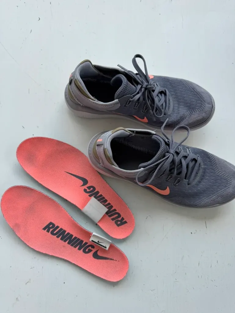 Used Nike Free RN 2018 bike — image 2 of 8
