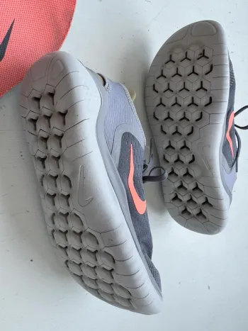 Used Nike Free RN 2018 bike — image 8 of 8