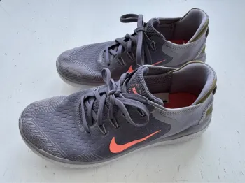 Used Nike Free RN 2018 Running Shoes