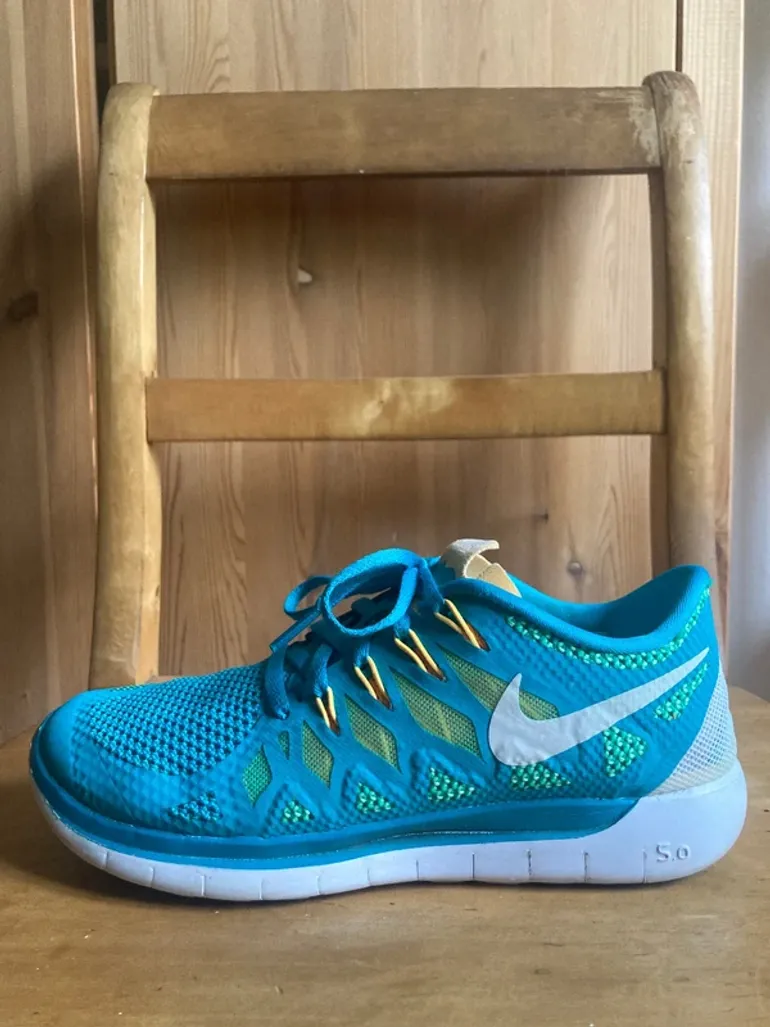 Used Nike Free 5.0 bike — image 4 of 9