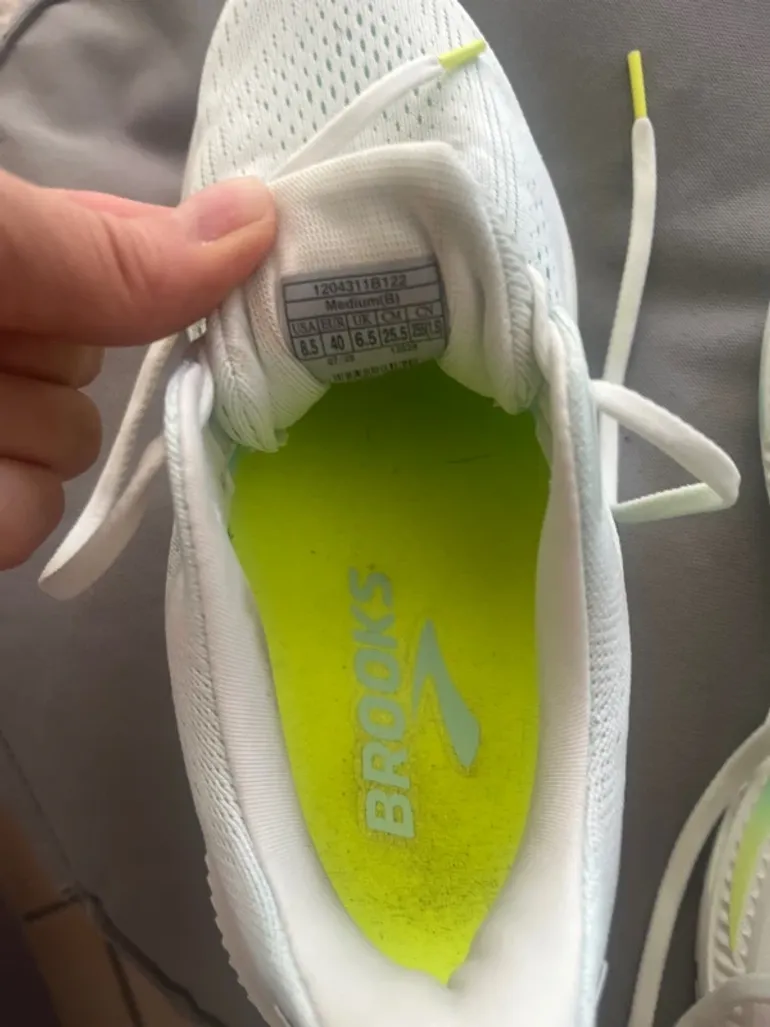 Used Brooks Ghost 17 bike — image 6 of 7