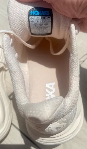Used Hoka Clifton 10 Wide bike — image 6 of 8