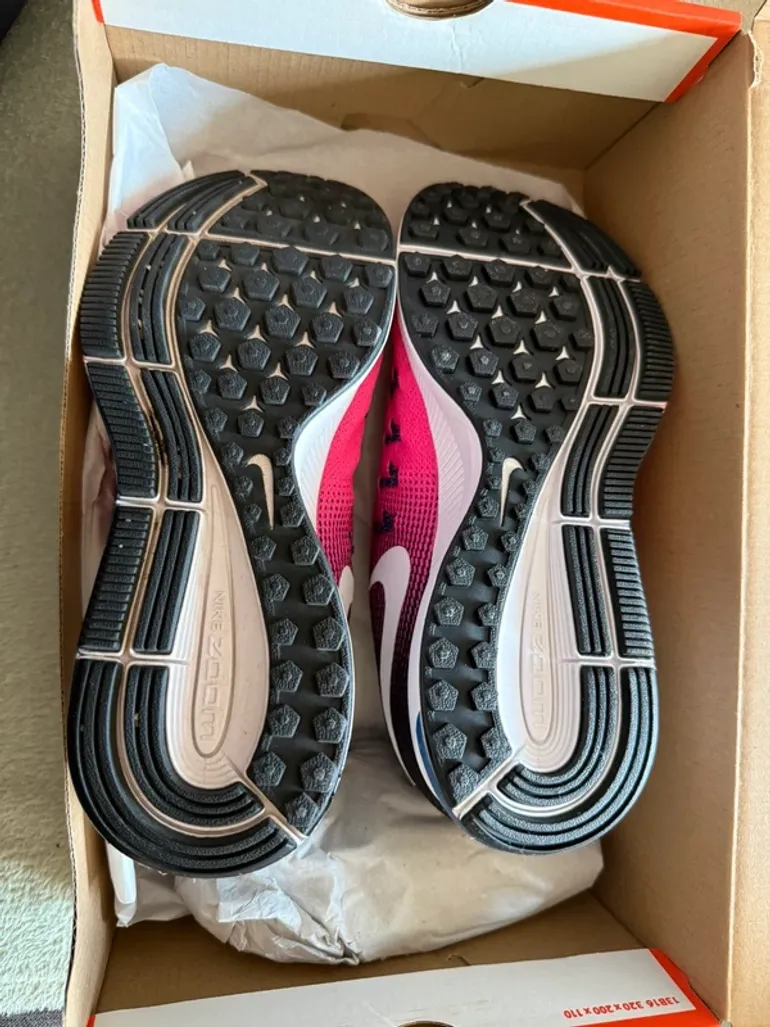 Used Nike Zoom Pegasus 33 bike — image 3 of 8