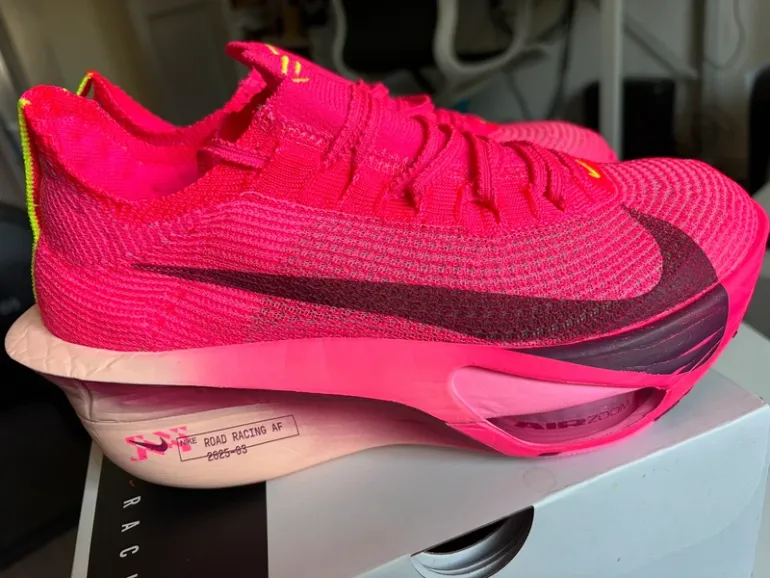 Used Nike Air Zoom Alphafly Next 3 bike — image 2 of 11