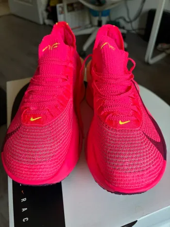Used Nike Air Zoom Alphafly Next 3 bike — image 6 of 11