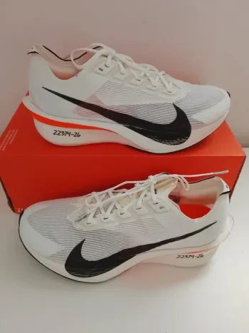 Used Nike Zoomx Vaporfly Next %4 Running Shoes