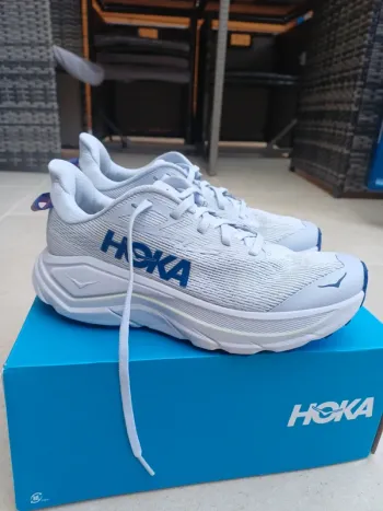 Used Hoka Challenger 8 Running Shoes