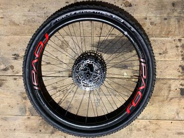 Used Roval Rapide CLX II bike — image 4 of 4
