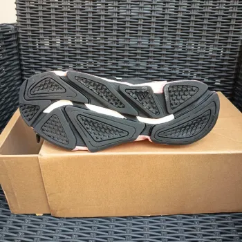 Käytetty Adidas x9000 Karlie Kloss bike — kuva 2 / 4