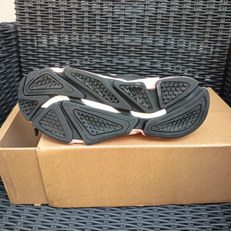 Käytetty Adidas x9000 Karlie Kloss bike — kuva 2 / 4