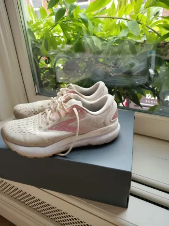Used Brooks Hardloop schoenen Running Shoes