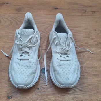 Brugt Hoka Clifton 9 Running Shoes