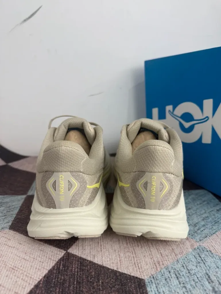 Used Hoka Laufschuhe bike — image 3 of 5
