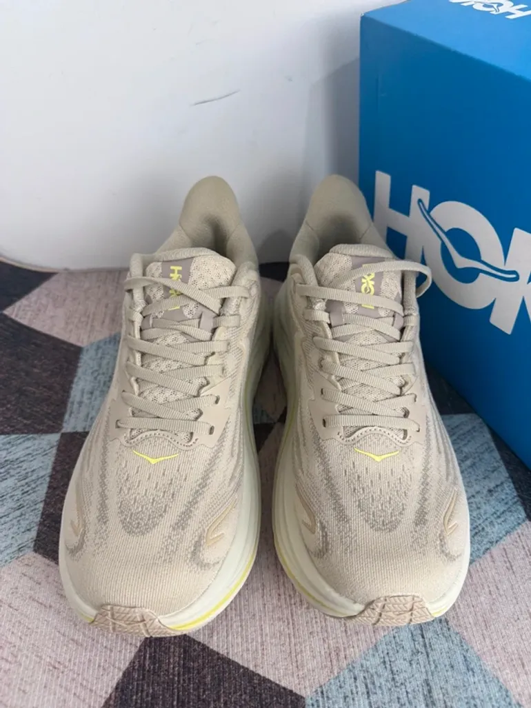 Used Hoka Laufschuhe bike — image 5 of 5