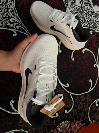 Gebrauchtes Nike W Air Winflo 10 bike — Bild 2 von 7