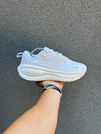 Used Nike Vomero Plus Running Shoes