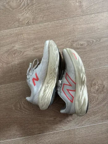 New Balance Fresh Foam 1080 bike d'occasion — image 6 sur 7