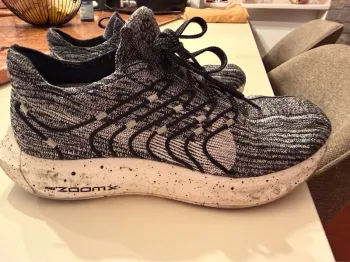 Used Nike ZoomX bike — image 2 of 6