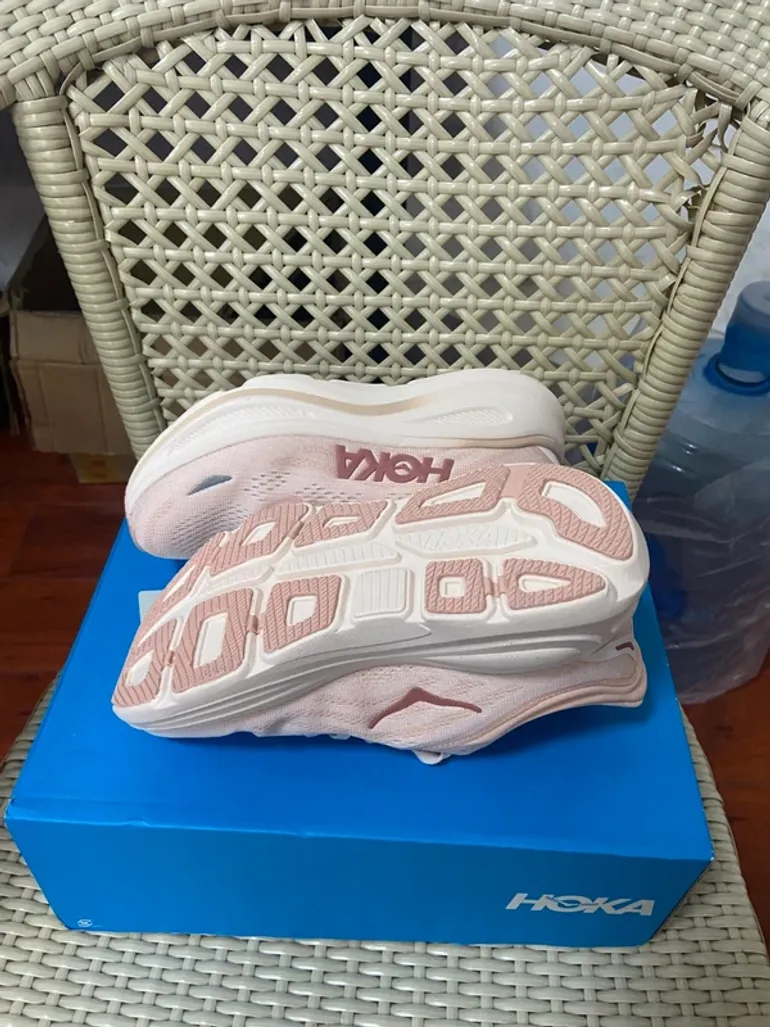 Rose Hoka Laufschuhe bike d'occasion — image 5 sur 5