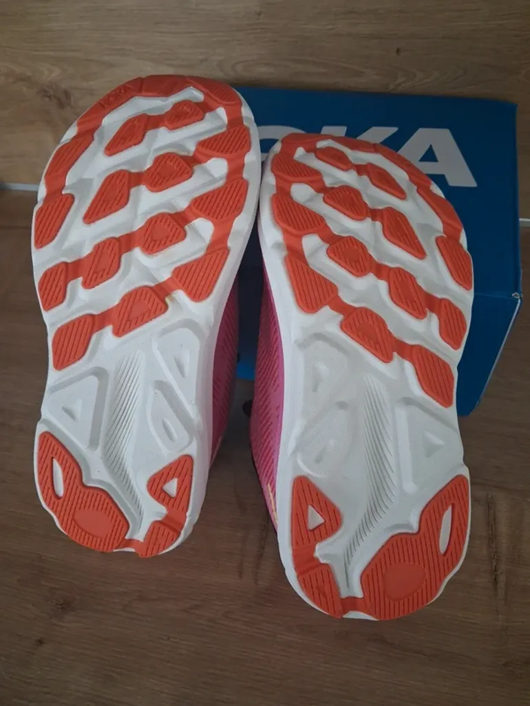 Tweedehands Hoka Running shoes bike — afbeelding 6 van 8