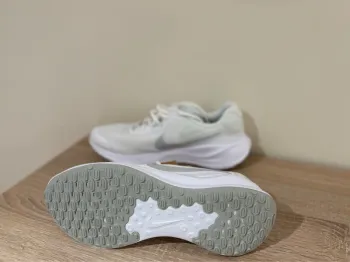 Gebrauchtes Nike Revolution 7 bike — Bild 3 von 7