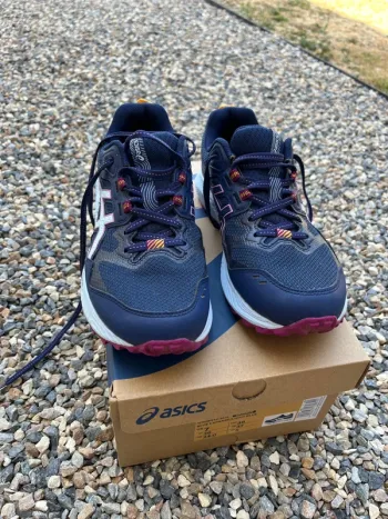 Used Asics Gel Sonoma 7 Running Shoes