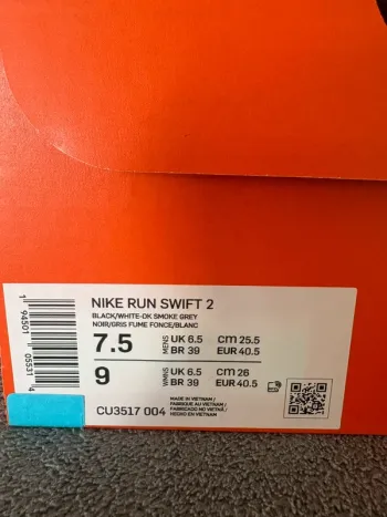Gebrauchtes White Nike Run Swift 2 bike — Bild 4 von 4