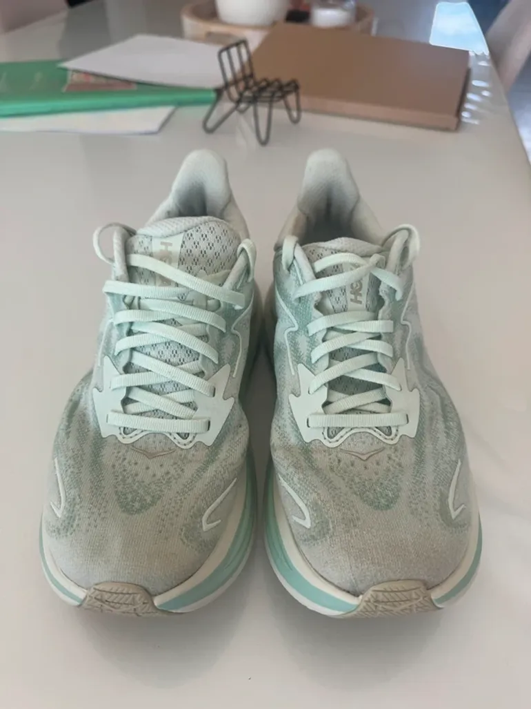 Used Hoka Clifton 10 bike — image 3 of 6