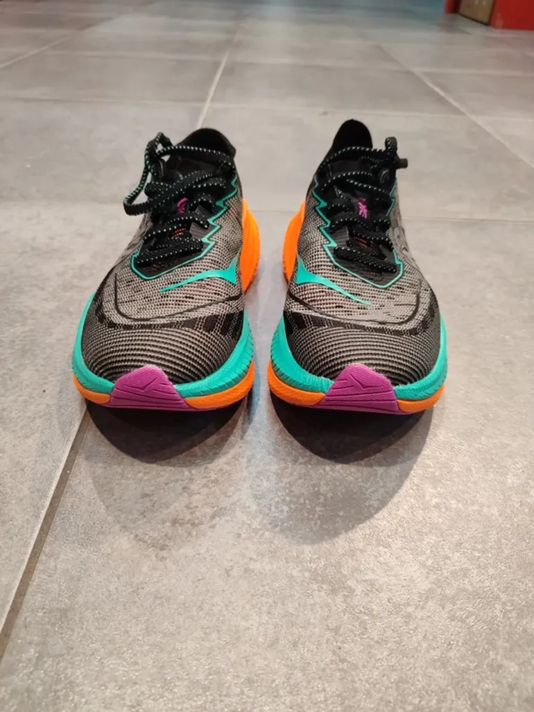 Used Hoka Mach X2 bike — image 2 of 6