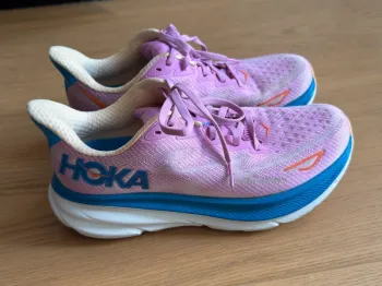 Gebrauchtes Hoka Clifton 9 Running Shoes