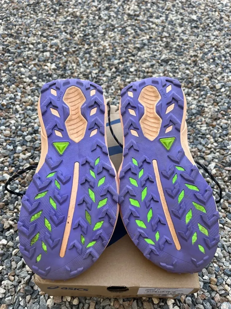 Used Asics Trabuco 14 bike — image 4 of 7