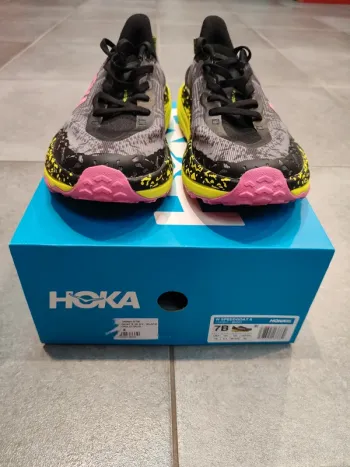 Used Hoka Speedgoat 6 bike — image 6 of 6
