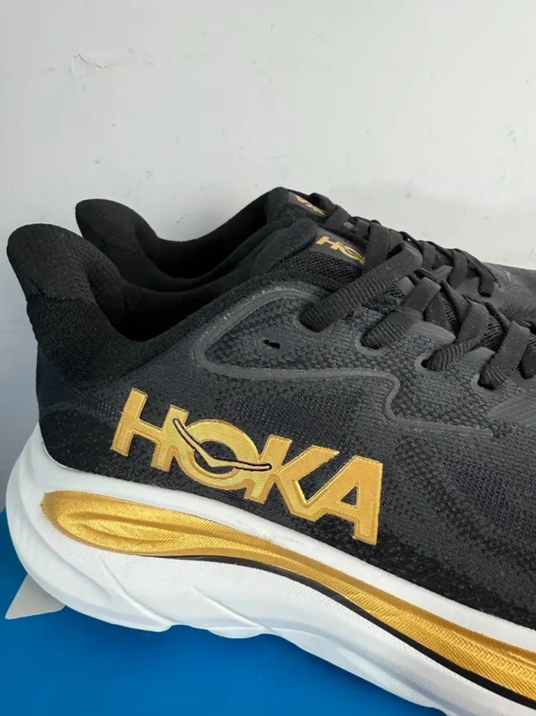 Used Hoka Running Shoes bike — image 2 of 6