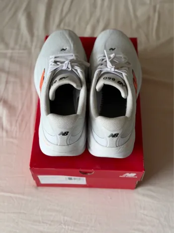 Used New Balance Fresh Foam 860 v15 bike — image 4 of 5