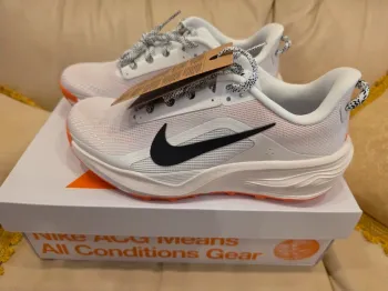Tweedehands Pegasus Nike ACG bike — afbeelding 2 van 30