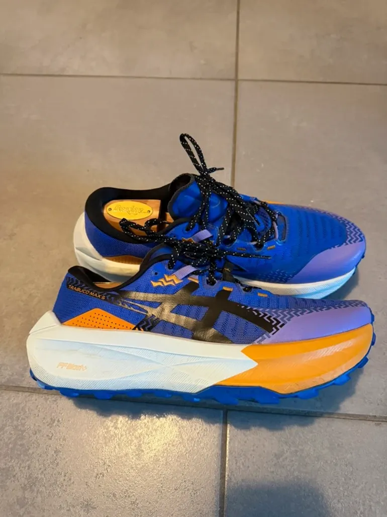 Asics Trabuco Max 5 bike d'occasion — image 2 sur 7