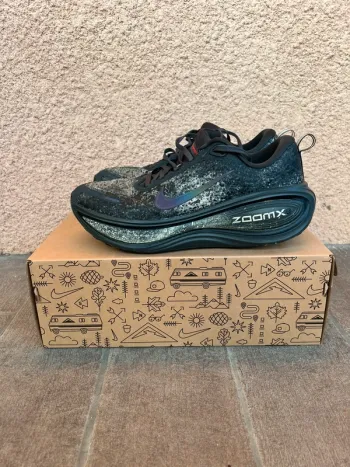 Used Nike Vomero Plus 2025 Running Shoes