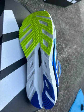 Używany Adidas adistar BYD bike — zdjęcie 2 z 5