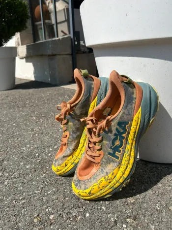 Tweedehands Hoka Trail Running Shoes bike — afbeelding 2 van 4