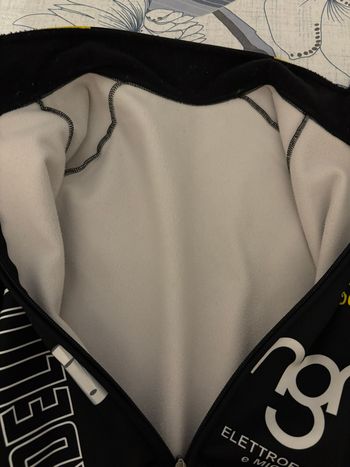 Used ROSTI Winter Jacket bike — image 4 of 4