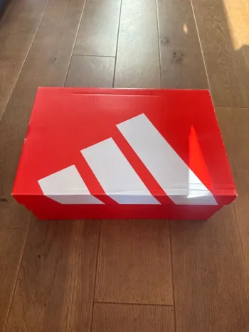 Używany Adidas Hyperboost 2026 Running Shoes