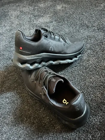 Brugt On Running Cloudtilt Running Shoes