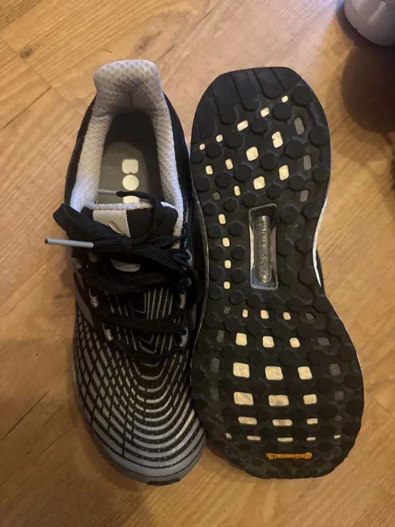 Used Adidas Boost bike — image 3 of 4