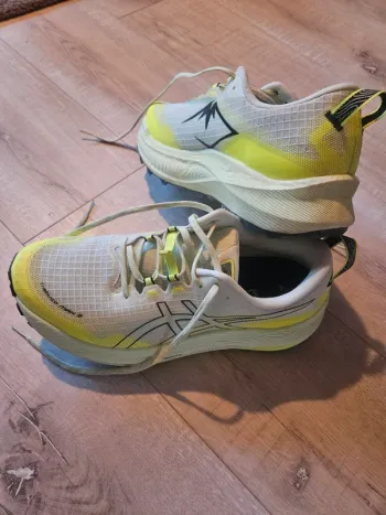 Asics Trabuco Max 3 Running Shoes usato