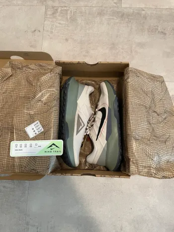 Nike Trail Juniper 2 Running Shoes usato